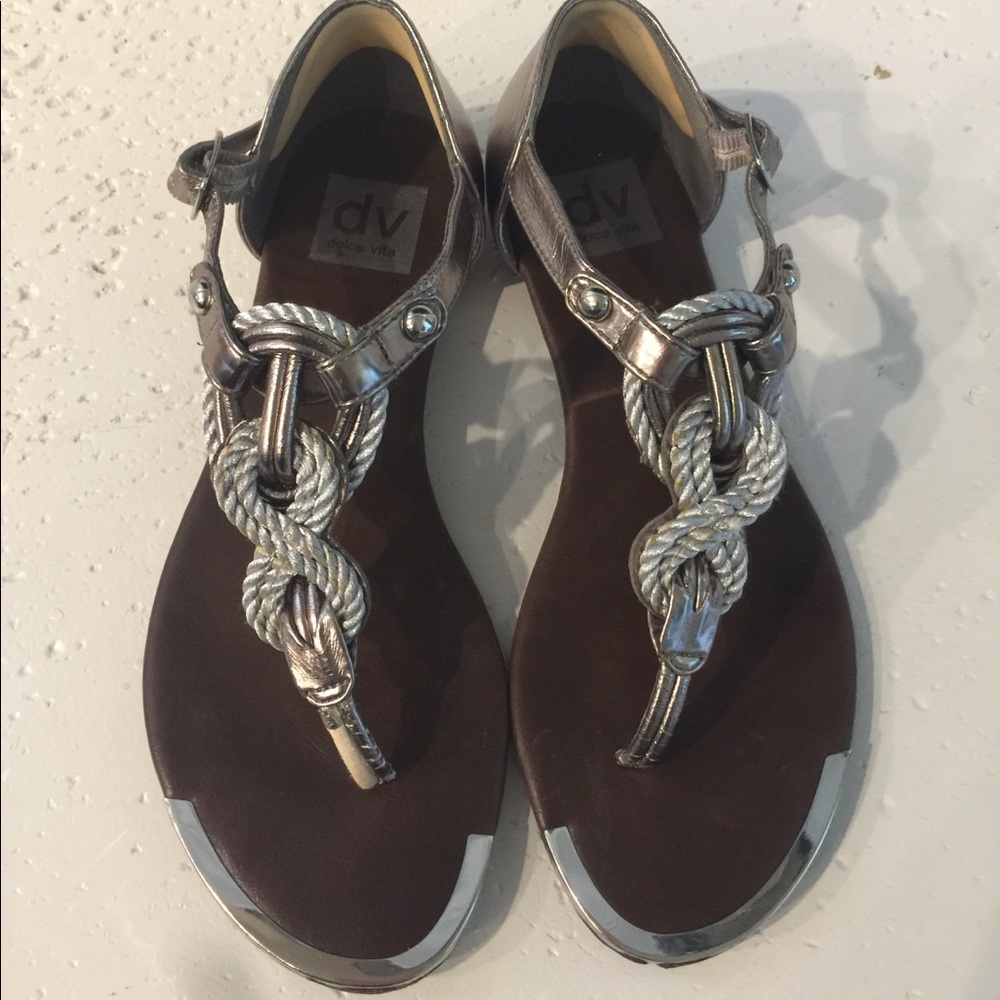 Dolce vita sandals